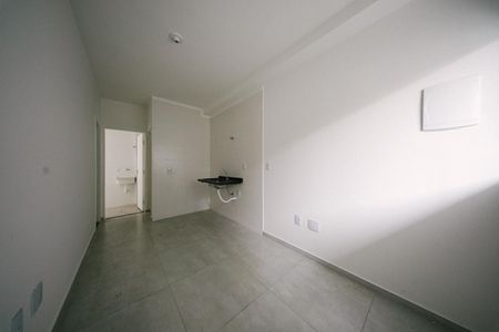 Sala/Cozinha de apartamento à venda com 2 quartos, 33m² em Parque Paineiras, São Paulo