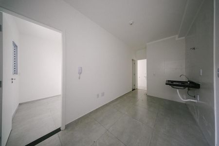 Sala/Cozinha de apartamento à venda com 2 quartos, 33m² em Parque Paineiras, São Paulo