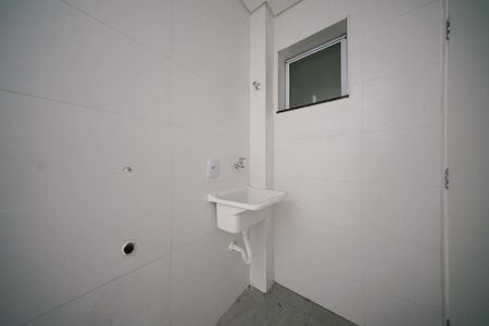 Apartamento à venda com 33m², 2 quartos e sem vaga Apartamento à venda com 33m², 2 quartos e sem vagaÁrea de Serviço