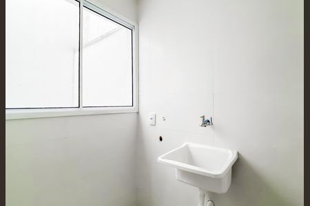 Apartamento à venda com 33m², 2 quartos e sem vaga Apartamento à venda com 33m², 2 quartos e sem vagaÁrea de Serviço