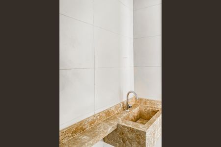 Apartamento à venda com 33m², 2 quartos e sem vaga Apartamento à venda com 33m², 2 quartos e sem vagaBanheiro
