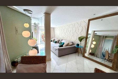 Casa à venda com 190m², 3 quartos e 3 vagas