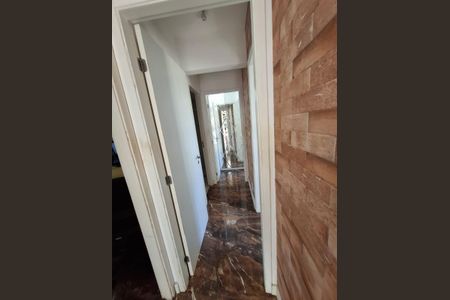 Corredor de apartamento à venda com 3 quartos, 160m² em Mansões Santo Antônio, Campinas