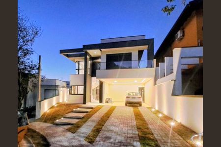 Casa à venda com 4 quartos, 276m² em Jardim Lorena, Valinhos