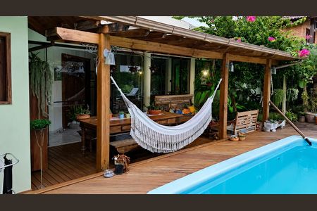 Casa para alugar com 320m², 4 quartos e 2 vagas