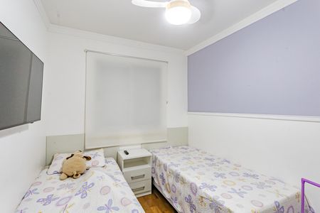 Quarto 1 de apartamento à venda com 2 quartos, 50m² em Vila Liviero, São Paulo