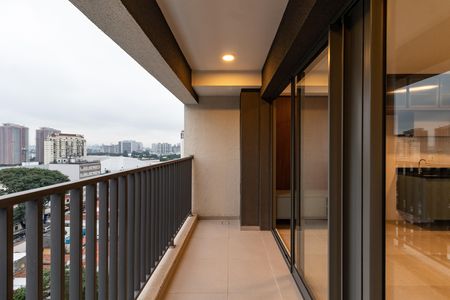 Varanda de kitnet/studio para alugar com 1 quarto, 33m² em Pompeia, São Paulo