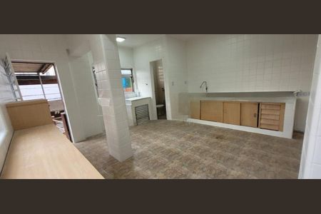 Casa à venda com 3 quartos, 150m² em Campo Belo, São Paulo