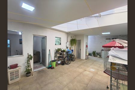 Casa para alugar com 95m², 3 quartos e 2 vagas