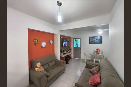Casa para alugar com 95m², 3 quartos e 2 vagas