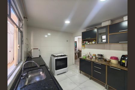 Casa para alugar com 95m², 3 quartos e 2 vagas