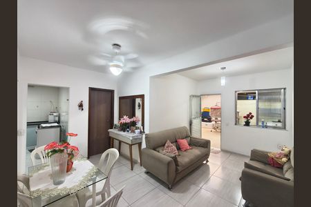 Casa para alugar com 95m², 3 quartos e 2 vagas