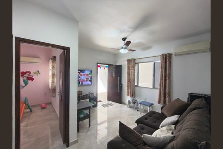 Casa para alugar com 95m², 3 quartos e 2 vagas