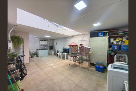 Casa para alugar com 95m², 3 quartos e 2 vagas