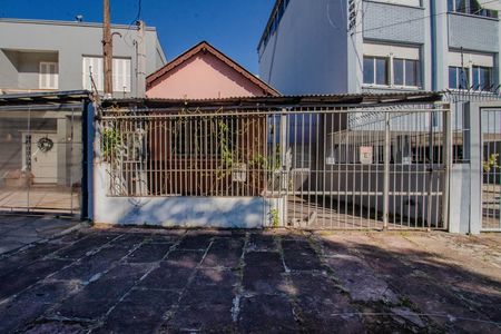 Casa para alugar com 180m², 2 quartos e 1 vagaFachada