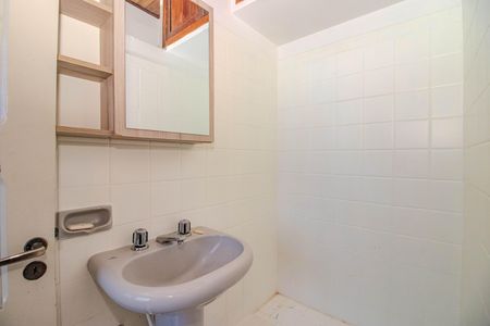 Casa para alugar com 180m², 2 quartos e 1 vagaBanheiro