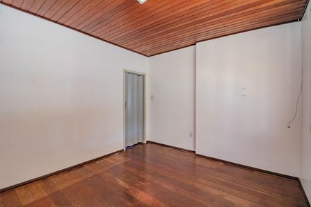 Quarto 1 de casa para alugar com 2 quartos, 180m² em Floresta, Porto Alegre