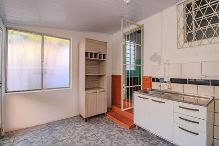 Casa para alugar com 180m², 2 quartos e 1 vagaÁrea de Serviço