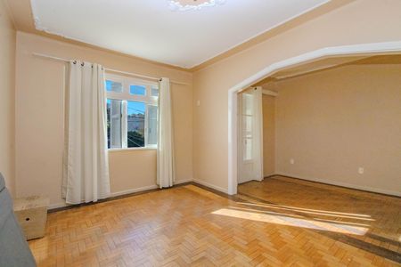 Casa para alugar com 240m², 3 quartos e 2 vagasSuíte 1