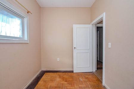 Casa para alugar com 240m², 3 quartos e 2 vagasQuarto