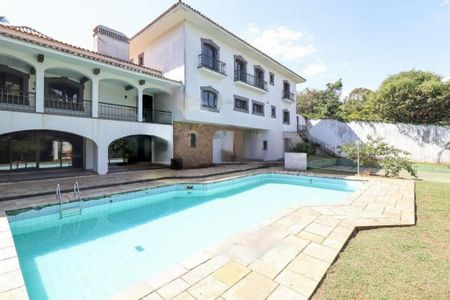 Casa à venda com 5 quartos, 1084m² em Chácara Flora, São Paulo