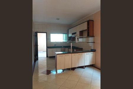 Casa à venda com 4 quartos, 125m² em Bela Vista, Osasco