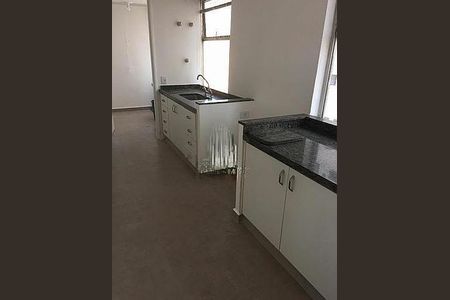 Apartamento à venda com 3 quartos, 130m² em Moema, São Paulo