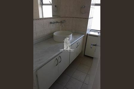 Apartamento à venda com 3 quartos, 130m² em Moema, São Paulo