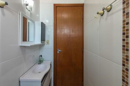 Apartamento para alugar com 74m², 2 quartos e 1 vaga Apartamento para alugar com 74m², 2 quartos e 1 vagaBanheiro da Suíte