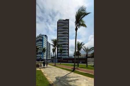 Fachada de apartamento para alugar com 2 quartos, 74m² em Maracanã, Praia Grande