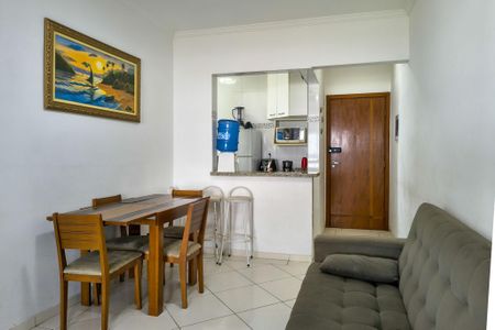 Apartamento para alugar com 74m², 2 quartos e 1 vaga Apartamento para alugar com 74m², 2 quartos e 1 vagaSala