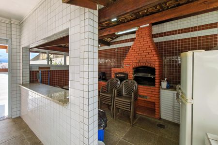 Apartamento para alugar com 74m², 2 quartos e 1 vaga Apartamento para alugar com 74m², 2 quartos e 1 vagaÁrea comum - Churrasqueira