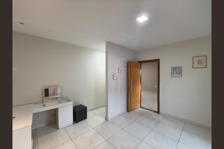 Casa de condomínio à venda com 800m², 5 quartos e 3 vagas