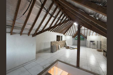 Casa de Condomínio à venda com 5 quartos, 800m² em Taquara, Rio de Janeiro