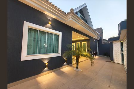Casa de condomínio à venda com 800m², 5 quartos e 3 vagas