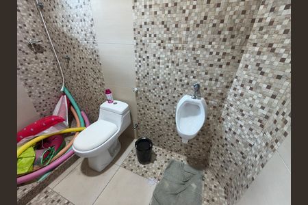 Casa de condomínio à venda com 800m², 5 quartos e 3 vagas