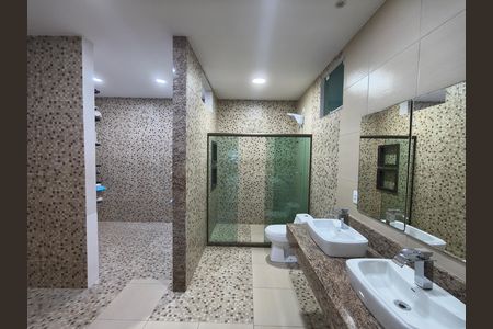 Casa de condomínio à venda com 800m², 5 quartos e 3 vagas