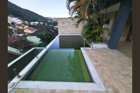 Casa de condomínio à venda com 800m², 5 quartos e 3 vagas