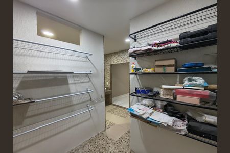 Casa de condomínio à venda com 800m², 5 quartos e 3 vagas