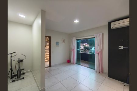 Casa de condomínio à venda com 800m², 5 quartos e 3 vagas