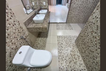 Casa de condomínio à venda com 800m², 5 quartos e 3 vagas