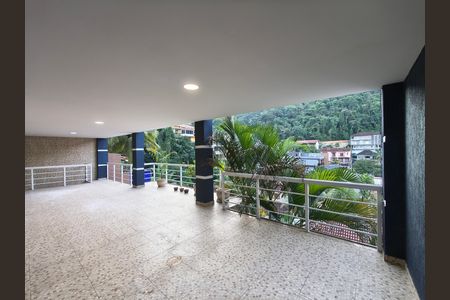 Casa de condomínio à venda com 800m², 5 quartos e 3 vagas