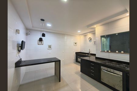 Casa de condomínio à venda com 800m², 5 quartos e 3 vagas