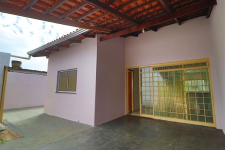Varanda da Sala de casa para alugar com 3 quartos, 80m² em Aclimação, Uberlândia