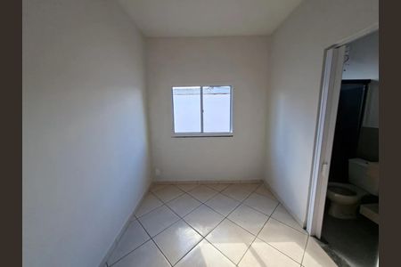 Casa para alugar com 80m², 3 quartos e 3 vagasSuíte