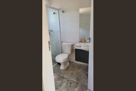 Casa de condomínio à venda com 231m², 3 quartos e 3 vagas