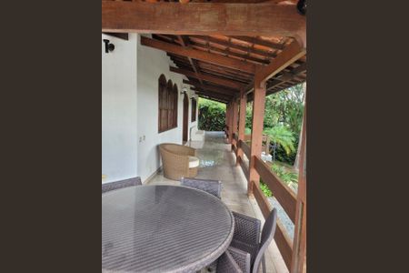Casa à venda com 4 quartos, 931m² em Pampulha, Belo Horizonte