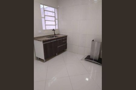 Casa à venda com 2 quartos, 70m² em Jardim Ubirajara, São Paulo