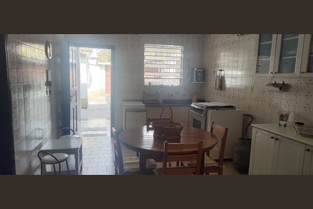 COZINHA de casa à venda com 3 quartos, 180m² em Presidente Altino, Osasco