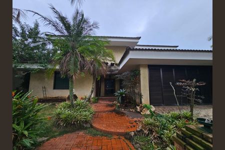 Casa de condomínio à venda com 739m², 5 quartos e 2 vagas